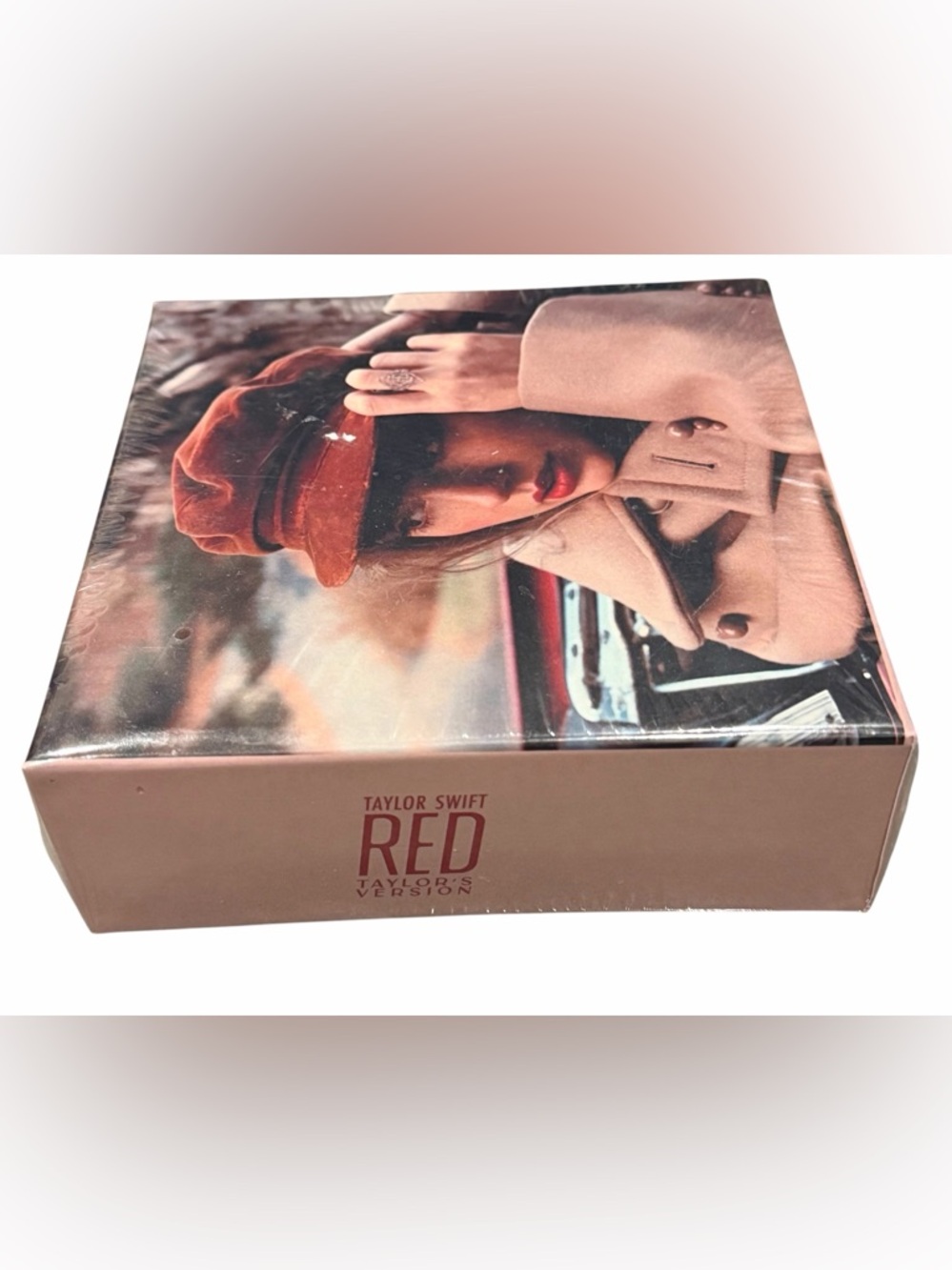 Taylor Swift Red Taylor’s Version Jigsaw Puzzle 300 Pieces Capital One Exclusive - Picture 3 of 5
